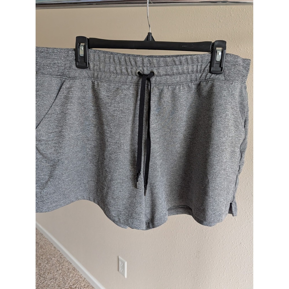 Heather Gray Athletic Shorts Drawstring Waist Pockets Sporty Activewear Relaxed